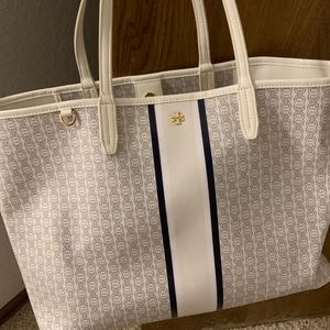 Tory Burch bag